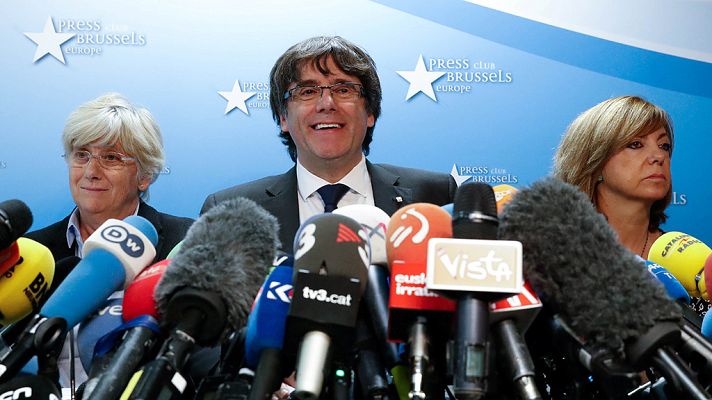 Telediario 1 - Puigdemont afirma que no va a pedir asilo político y que respetará el resultado de las elecciones del 21-D