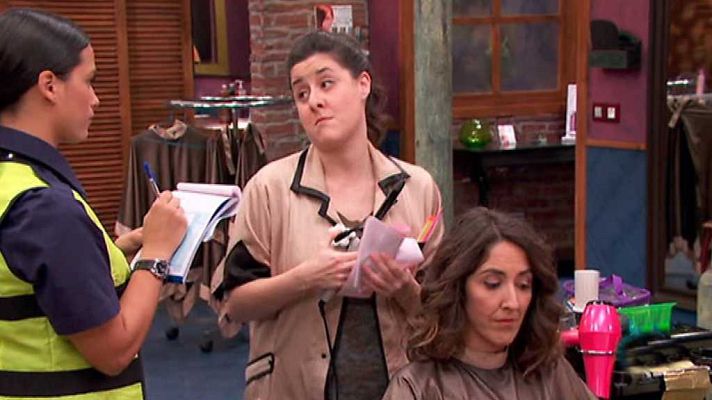 La peluquería - Tiempo de multar