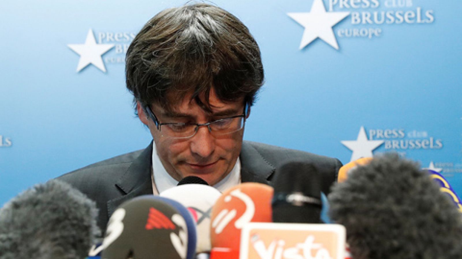 La juez ordena detener a Puigdemont y los cuatro exconsellers que viajaron con él a Bélgica