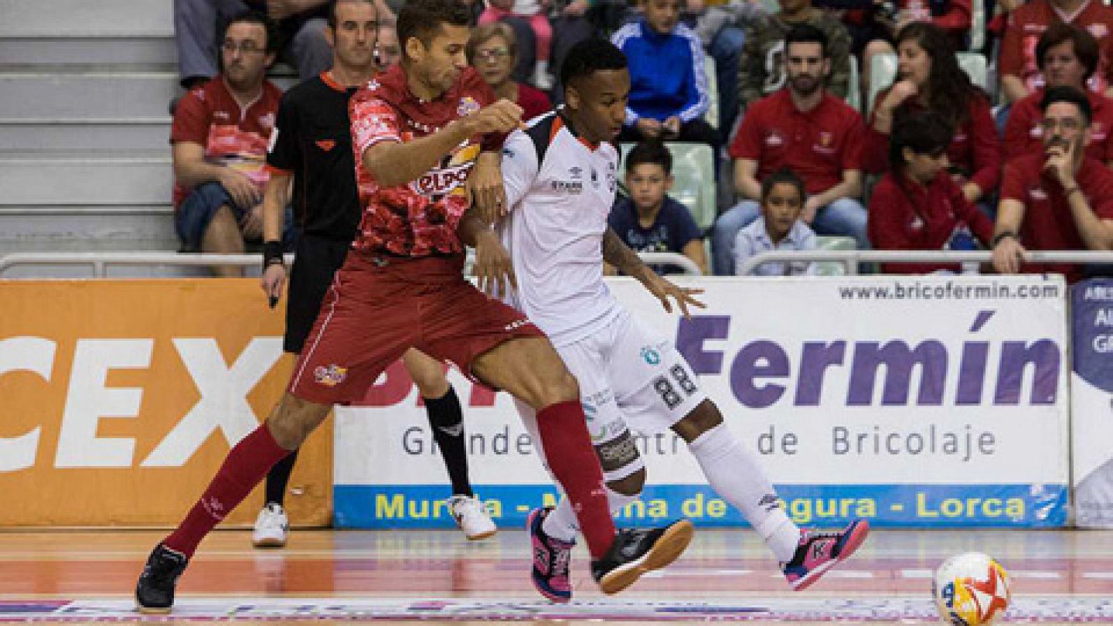 Sin programa: LNFS - Jornada 9: ElPozo 6-4 Santiago Futsal  | RTVE Play