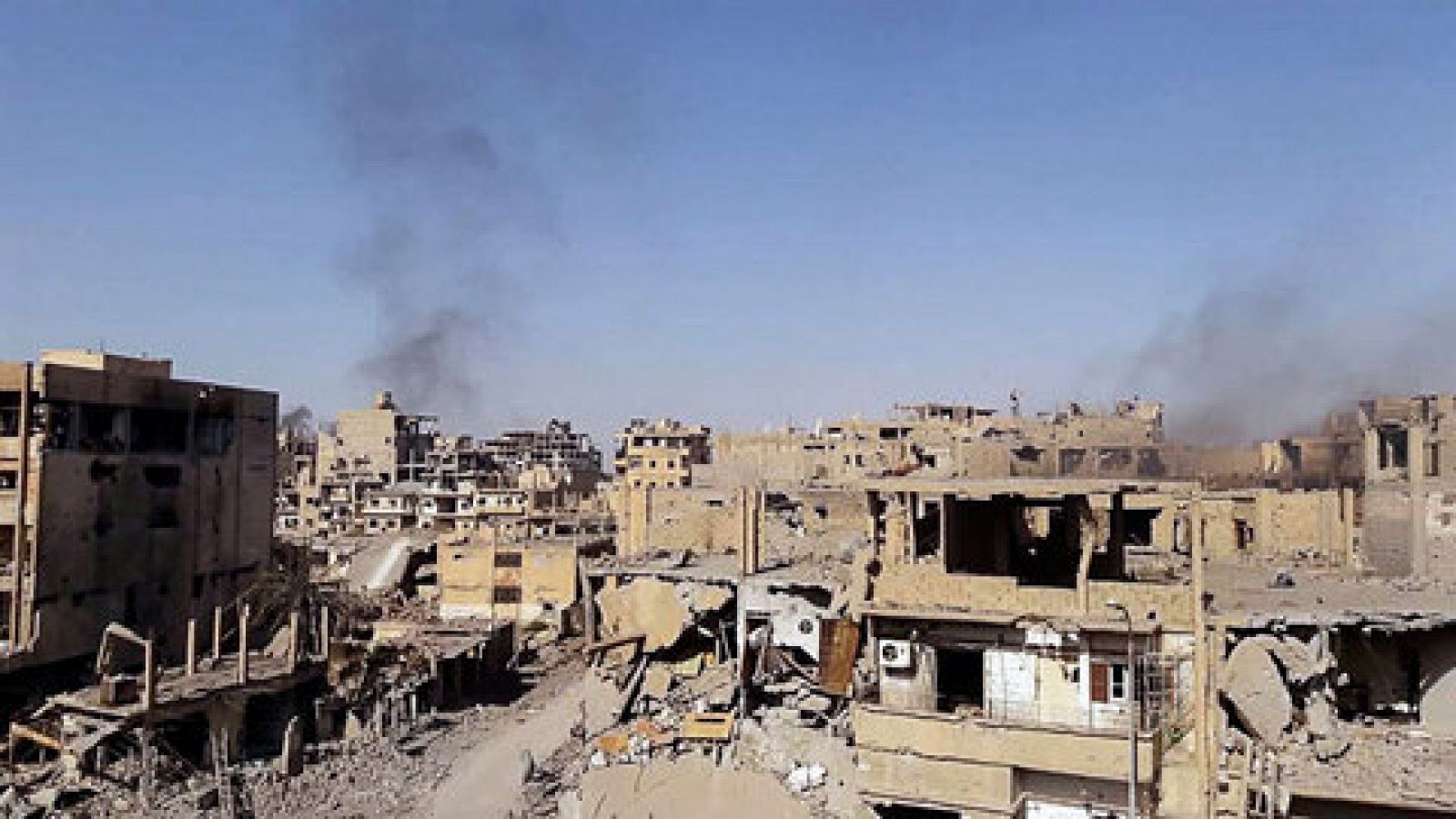 Telediario 1: Siria reconquista Deir el Zor, la última gran ciudad del país en manos del Estado Islámico | RTVE Play