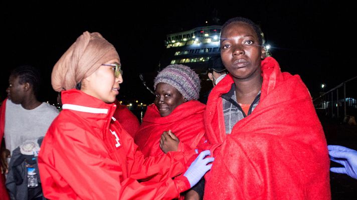 Telediario 1 - Varias pateras llegan a España en las últimas horas