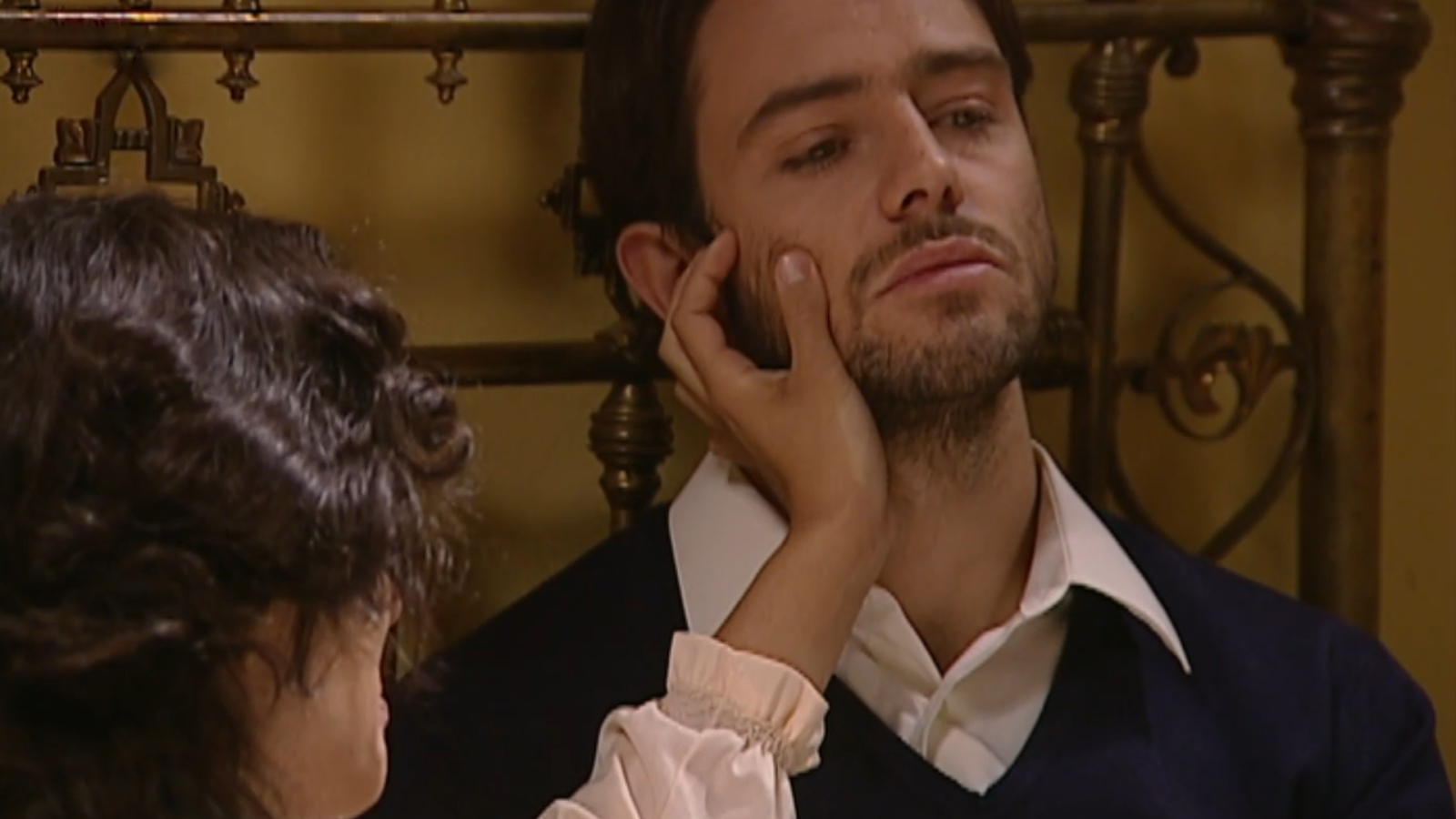 Amar en tiempos revueltos - T2 - Episodio 218 - Ver ahora