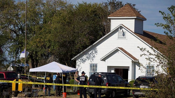  - Al menos 26 muertos en una iglesia bapstista en Texas, en otra masacre a manos de un tirador solitario