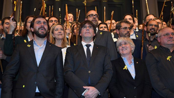 Telediario 1 - Puigdemont carga en Bruselas contra la UE