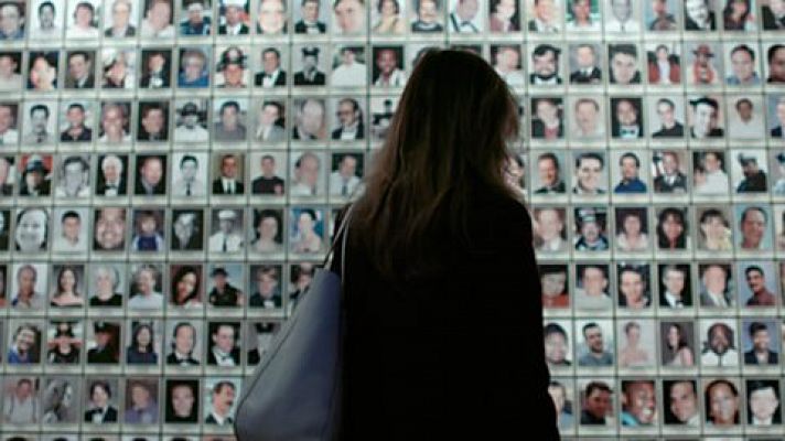 Documentos TV - Jugando a ser Dios