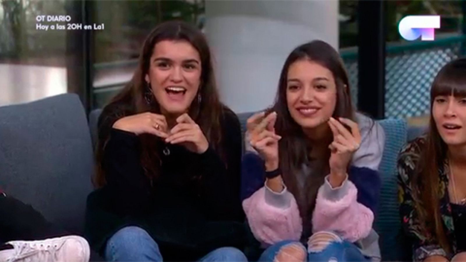 Operación Triunfo - Amaia y Ana Guerra, emocionadas ante la visita de 'El Kanka'