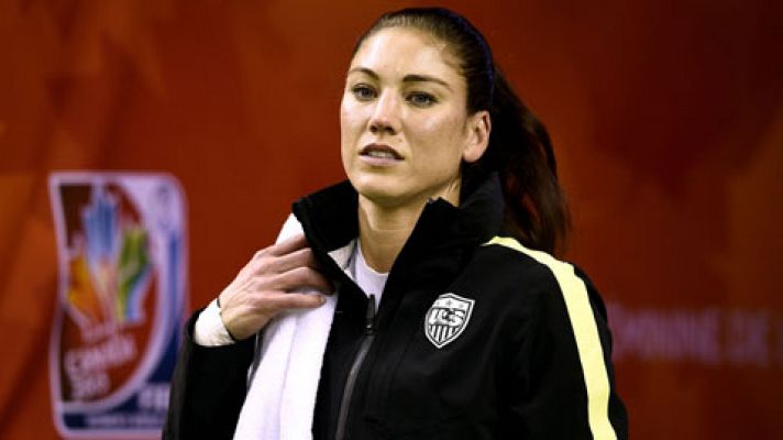  - La guardameta de EE.UU. Hope Solo acusa a Joseph Blatter de abuso sexual
