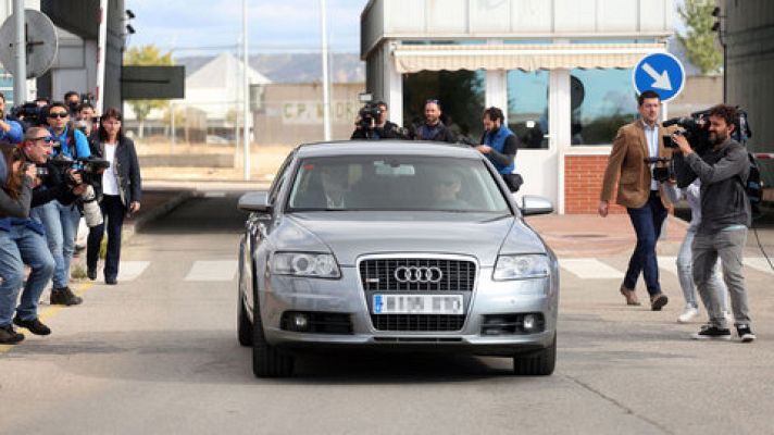 Telediario 1 - Forcadell abandonó la cárcel tras 12 horas ingresada