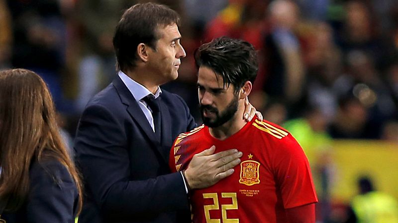 El centrocampista Francisco Alarcón, Isco, ha abandonado este domingo la concentración de la selección española de fútbol tras el traumatismo sufrido la víspera en el encuentro ante Costa Rica en La Rosaleda (Málaga), por lo que será baja en el amist