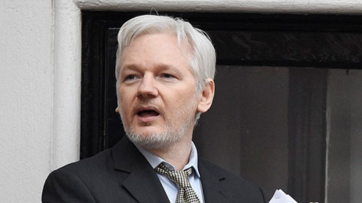 Telediario 1 - Oriol Soler, colaborador de Puigdemont, confirma su encuentro con Julian Assange en Londres
