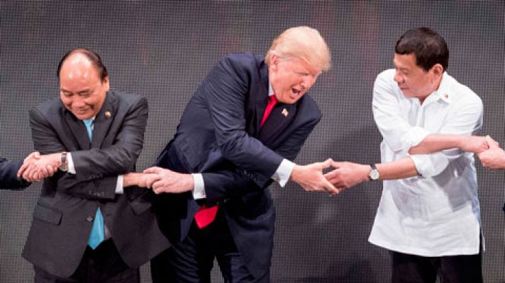 Telediario 1 - Arranca en manila la cumbre de la ASEAN, con Trump entre los participantes