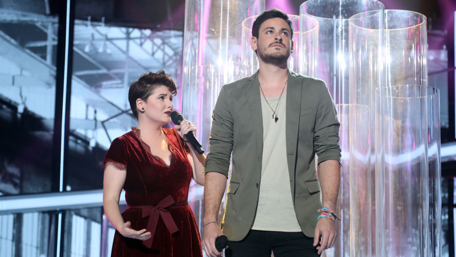 Operación Triunfo - Marina y Cepeda cantan 'Complicidad'