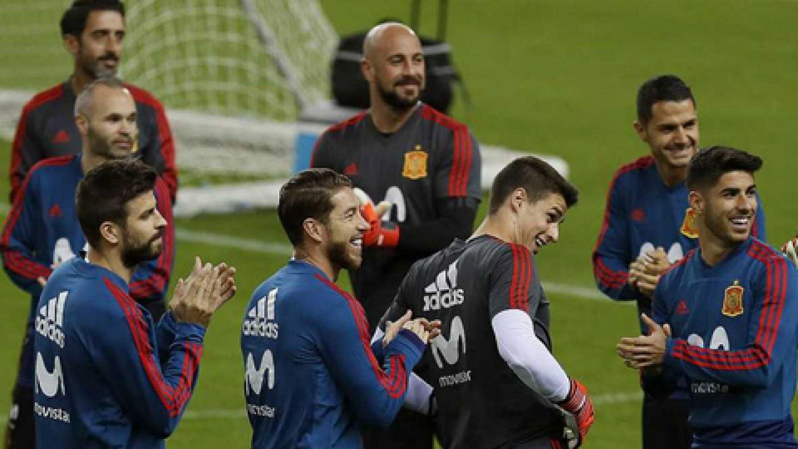 Telediario 1: España disputa ante Rusia su último partido de 2017 | RTVE Play