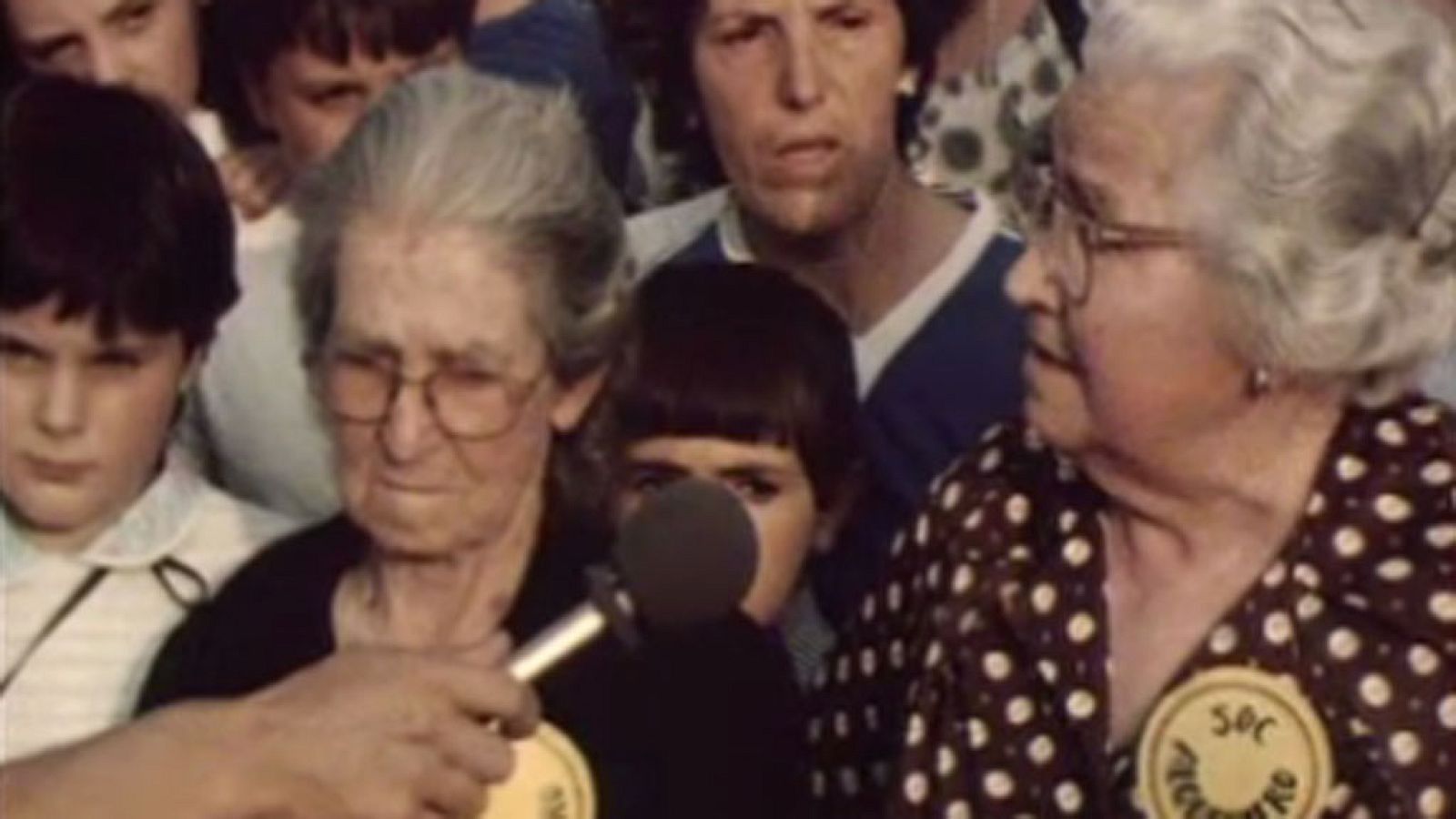 Usted, por ejemplo - Queremos ser pueblo - Usted, por ejemplo | Ver