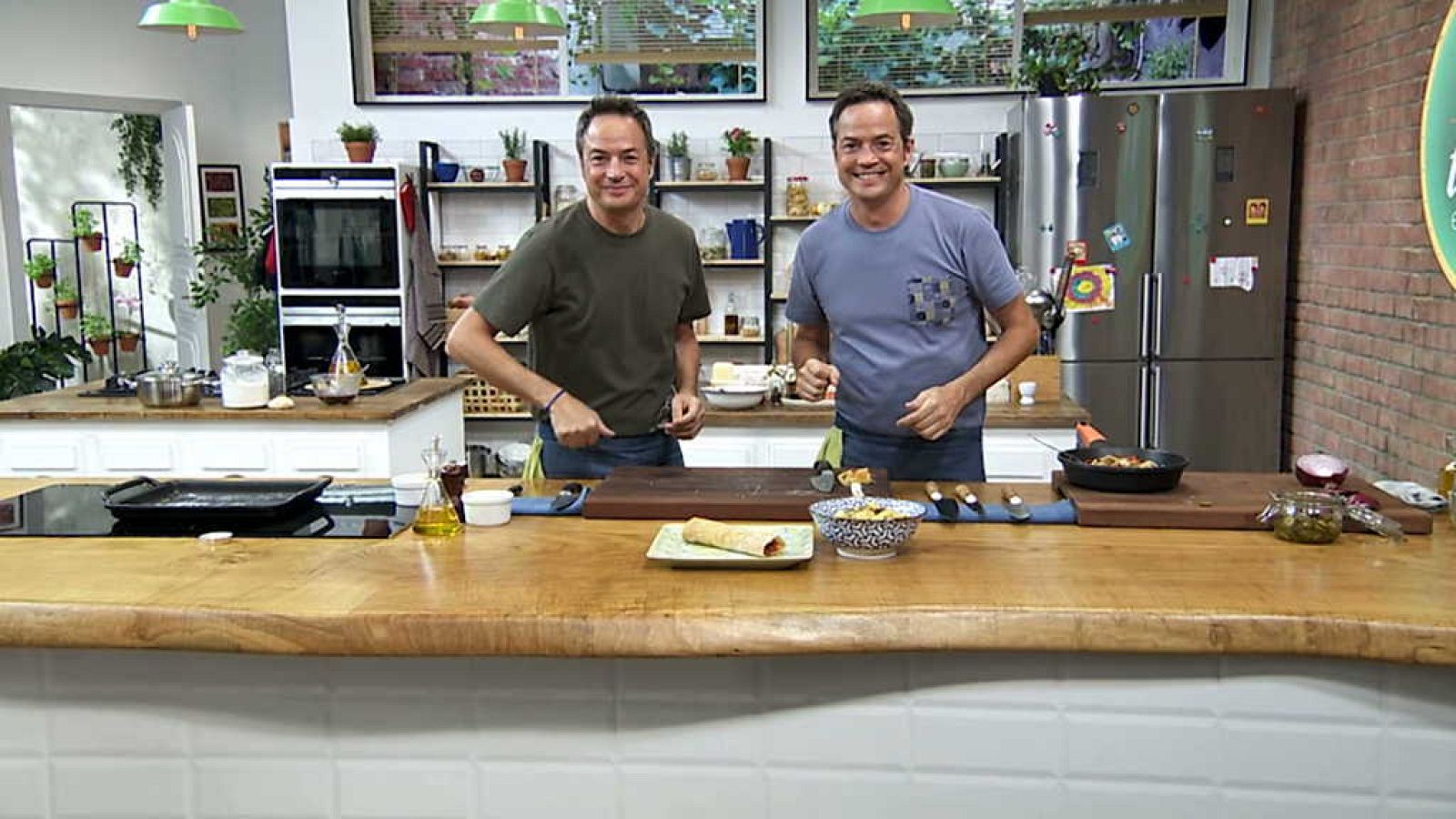 Torres en la cocina - Pasta con langostinos y burritos de pollo - ver ahora