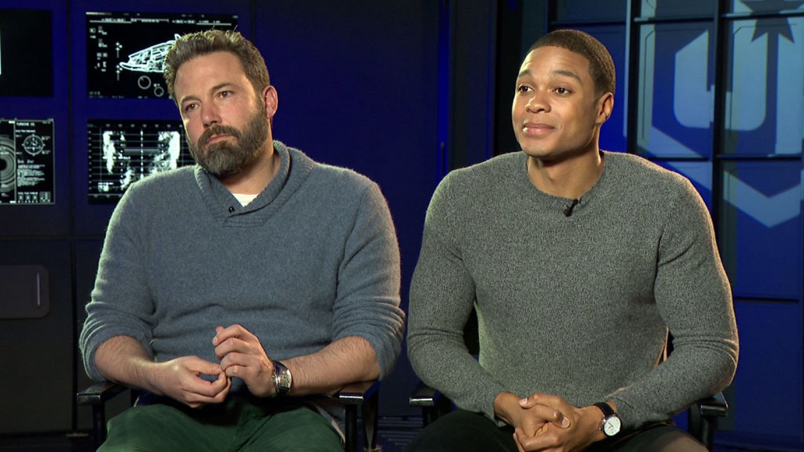 De película - Ben Affleck y Ray Fisher nos hablan de 'La Liga de la Justicia' - Ver ahora