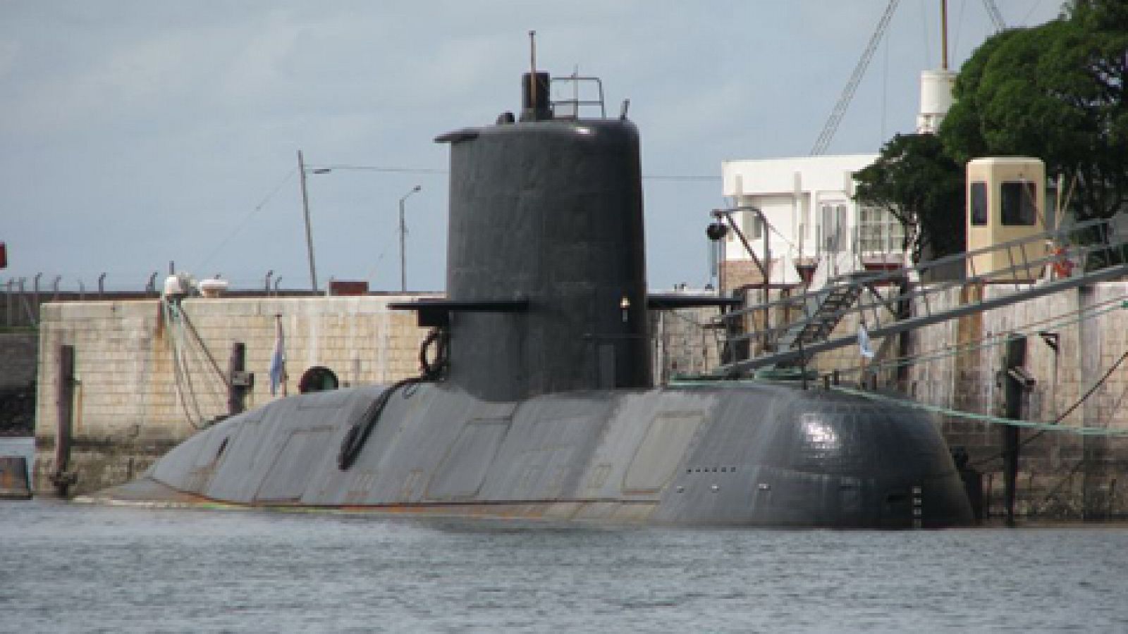 Telediario 1: El submarino argentino ARA San Juan se averió antes de desaparecer | RTVE Play