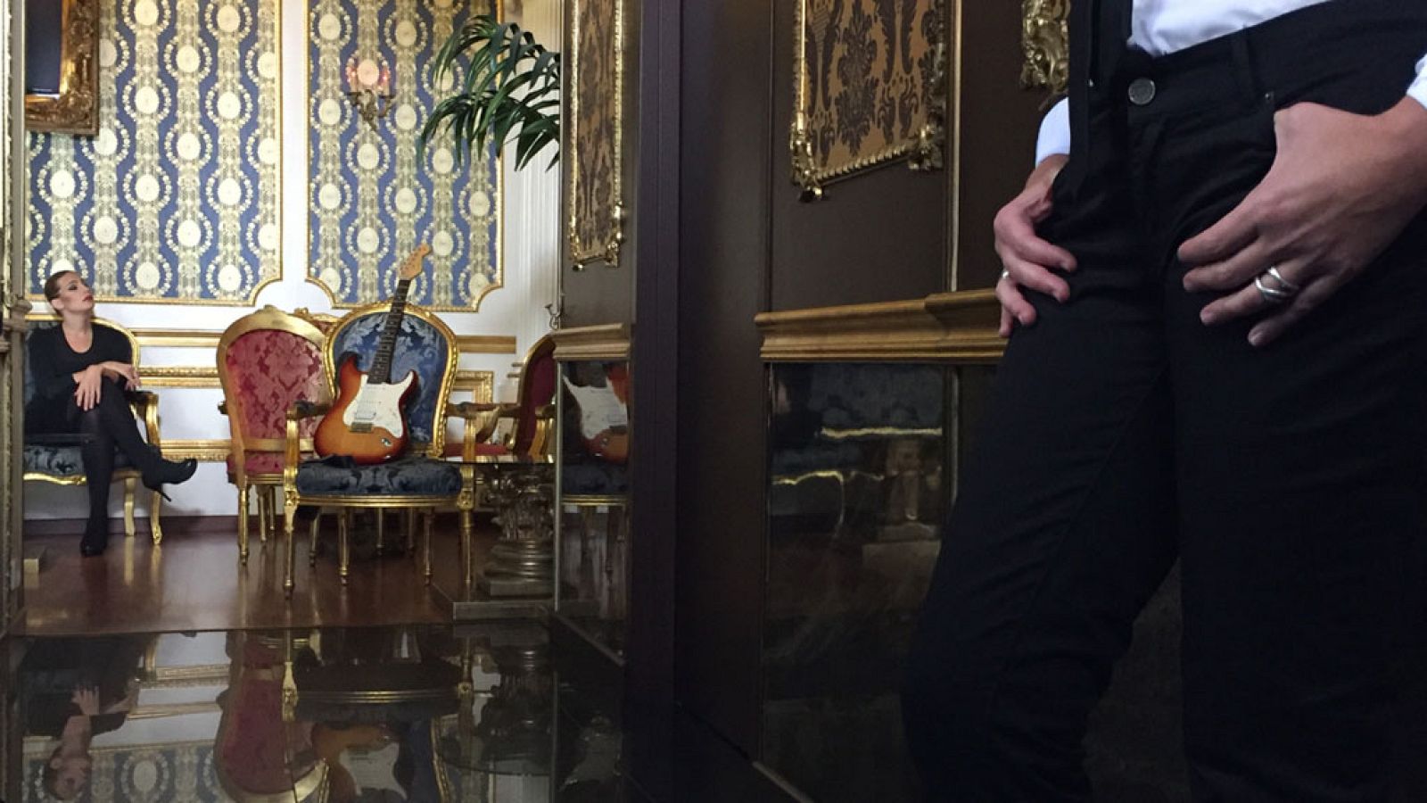 Cachitos de Hierro y Cromo - Gentlemen, la música en masculino - Avance