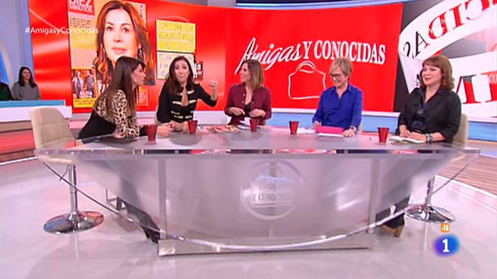 Amigas y conocidas - 22/11/17 - ver ahora