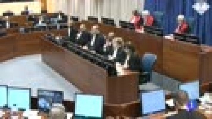 Telediario 1 - Ratko Mladic es sentenciado a cadena perpetua por genocidio en la guerra de Bosnia