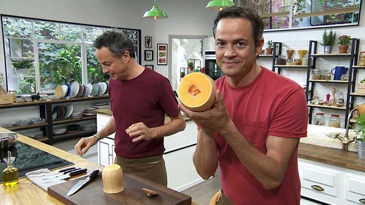 Torres en la cocina - Canelones de calabaza con pollo y flan de café