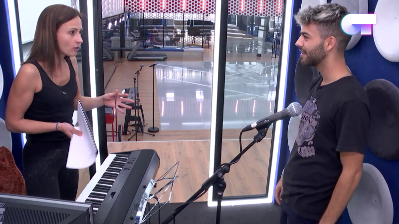 Operaci�n Triunfo - Agoney ensaya 'Rise like a phoenix'