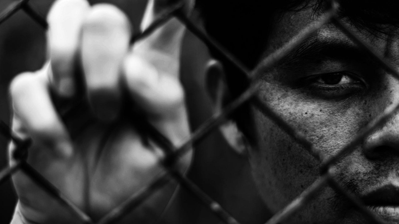 Un reportaje de la CNN ha dejado al descubierto que en Libia se venden inmigrantes en situación irregular como esclavos... Por unos 400 euros se venden y compran hombres y mujeres.. Todos ellos inmigrantes subsaharianos que recalan en Libia en su des