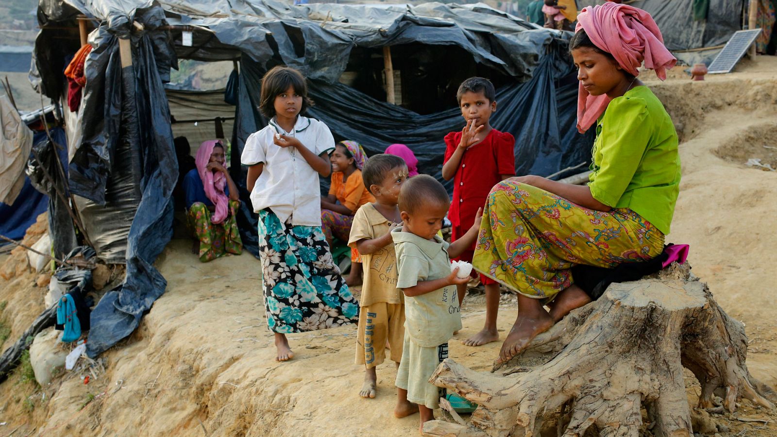 Informativo 24h: El papa viaja a Birmania y Bangladesh en pleno drama de los rohinyá | RTVE Play