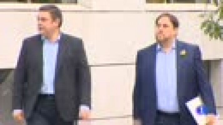 Telediario 1 - El exvicepresidente y los exconsejeros de la Generalitat acatan el 155 y piden salir de prisión