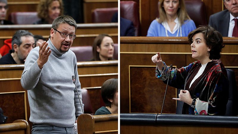 Saenz de Santamaría acusa a Domènech de hacer campaña por el independentismo y él critica que el Ejecutivo no haga "política" en Cataluña