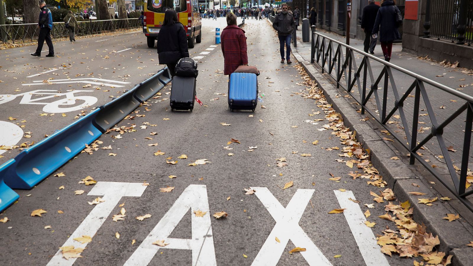 El sector del taxi acusa a los VTC de competencia desleal