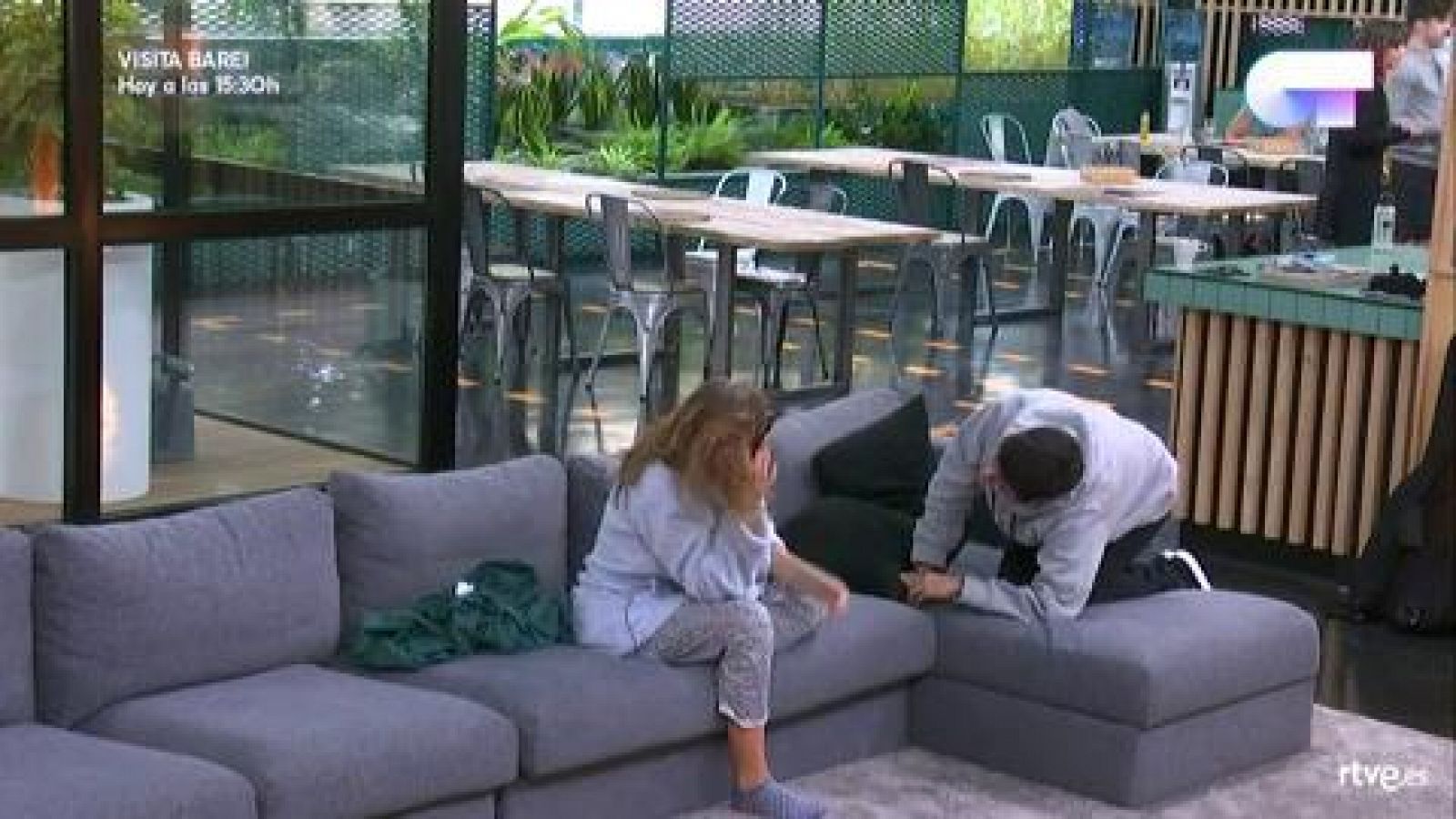 Operación Triunfo - Alfred cuida de Amaia cuando está enferma