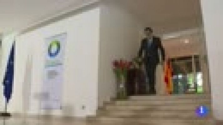 Telediario 1 - Rajoy responde a Podemos que el 155 es "democrático": "¿Qué pretendían que hiciéramos?"