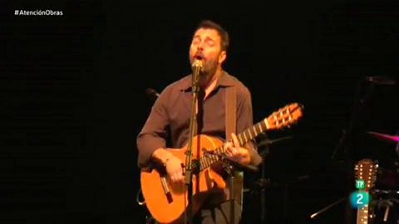 Atención obras - Kevin Johansen y su banda The Nada en el festival de Jazz de Barcelona