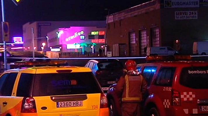 Telediario 1 - Muere un hombre tras estallar un artefacto explosivo en su coche en Viladecans, en Barcelona