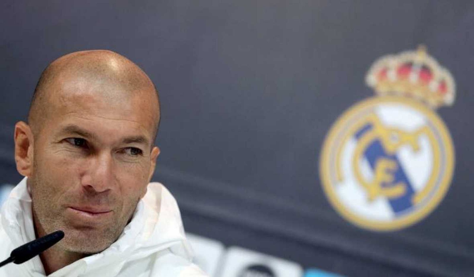 Zidane: "Cristiano va a conseguir su quinto Balón de Oro"