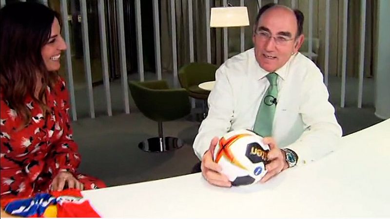 Mundial (f) 2017. Eli Pinedo nos muestra la afición al balonmano de Ignacio Galán