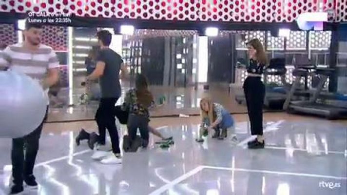 OT 2017 - El fiestón de los chicos después de cenar