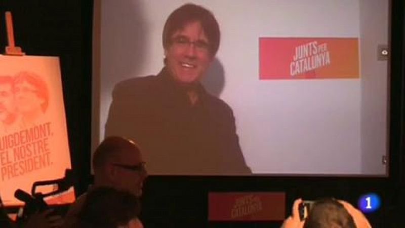 Puigdemont ha pedido a PP, PSOE y Ciudadanos que saquen sus de las estructuras del Gobierno catalán