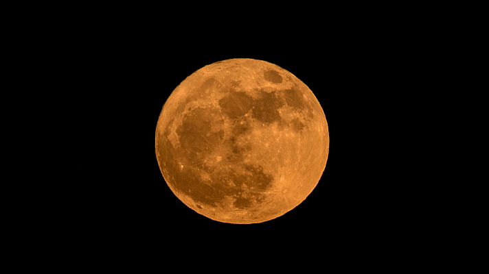 Telediario 1 - La superluna 2017, un espectáculo imponente