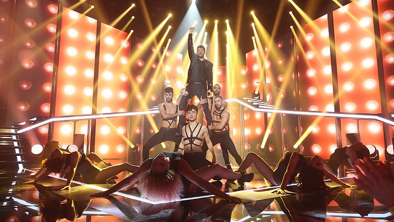 Operaci�n Triunfo - Ricky canta 'Let me entertain you' para no ser expulsado de OT