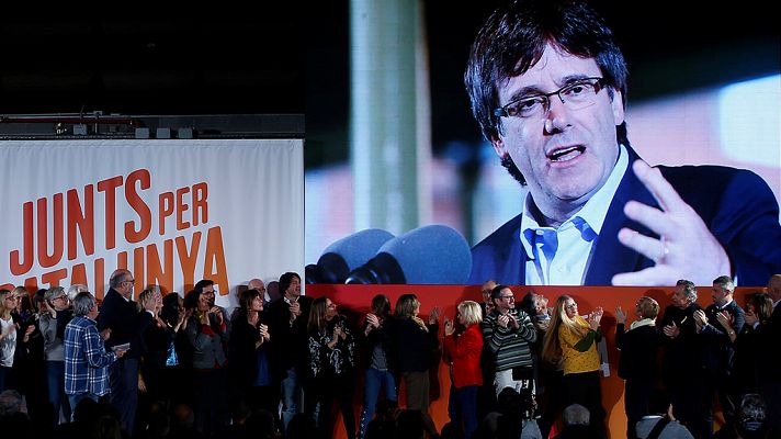 Los independentistas arrancan la campaña electoral con Puigdemont en 'streaming'  desde Bruselas y Junqueras en prisión
