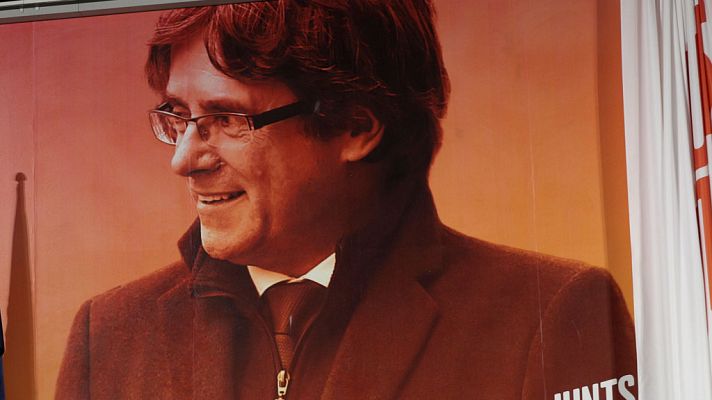 Telediario 1 - Telediario 2 en 4' - 05/12/17