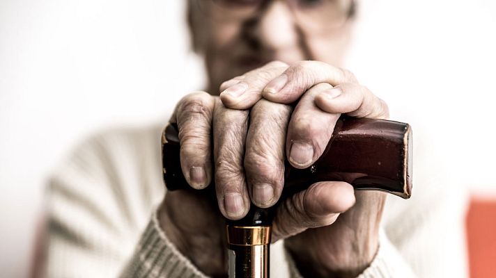 Telediario 1 - La OCDE prevé que en 2050 haya tres pensionistas por cada cuatro personas en edad de trabajar en España