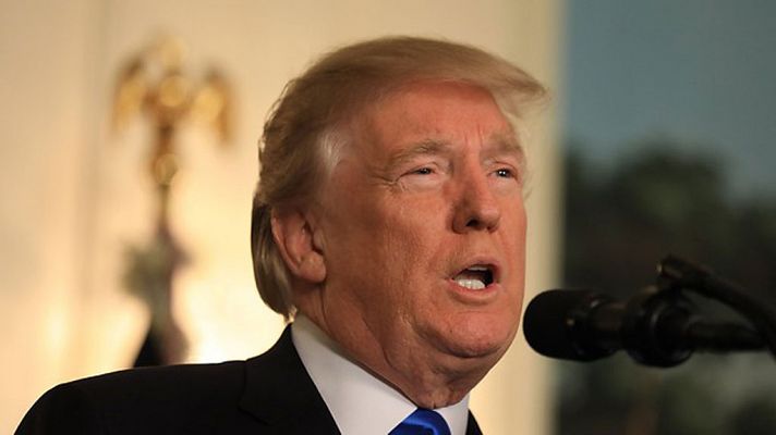 Telediario 1 - Telediario 2 en 4' - 06/12/17