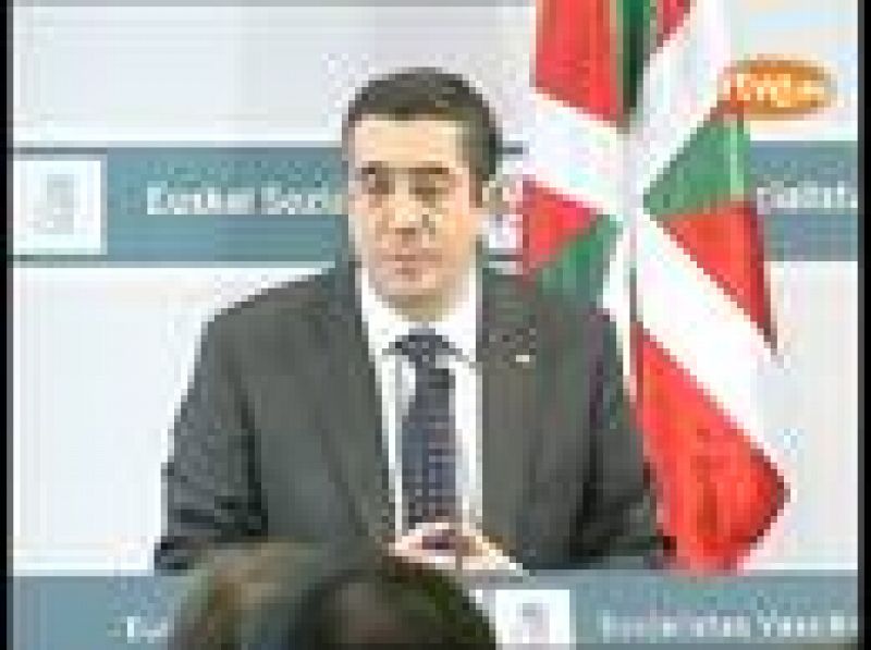 López responde al PNV: "Que asuma que no es el régimen ni la religión de Euskadi"