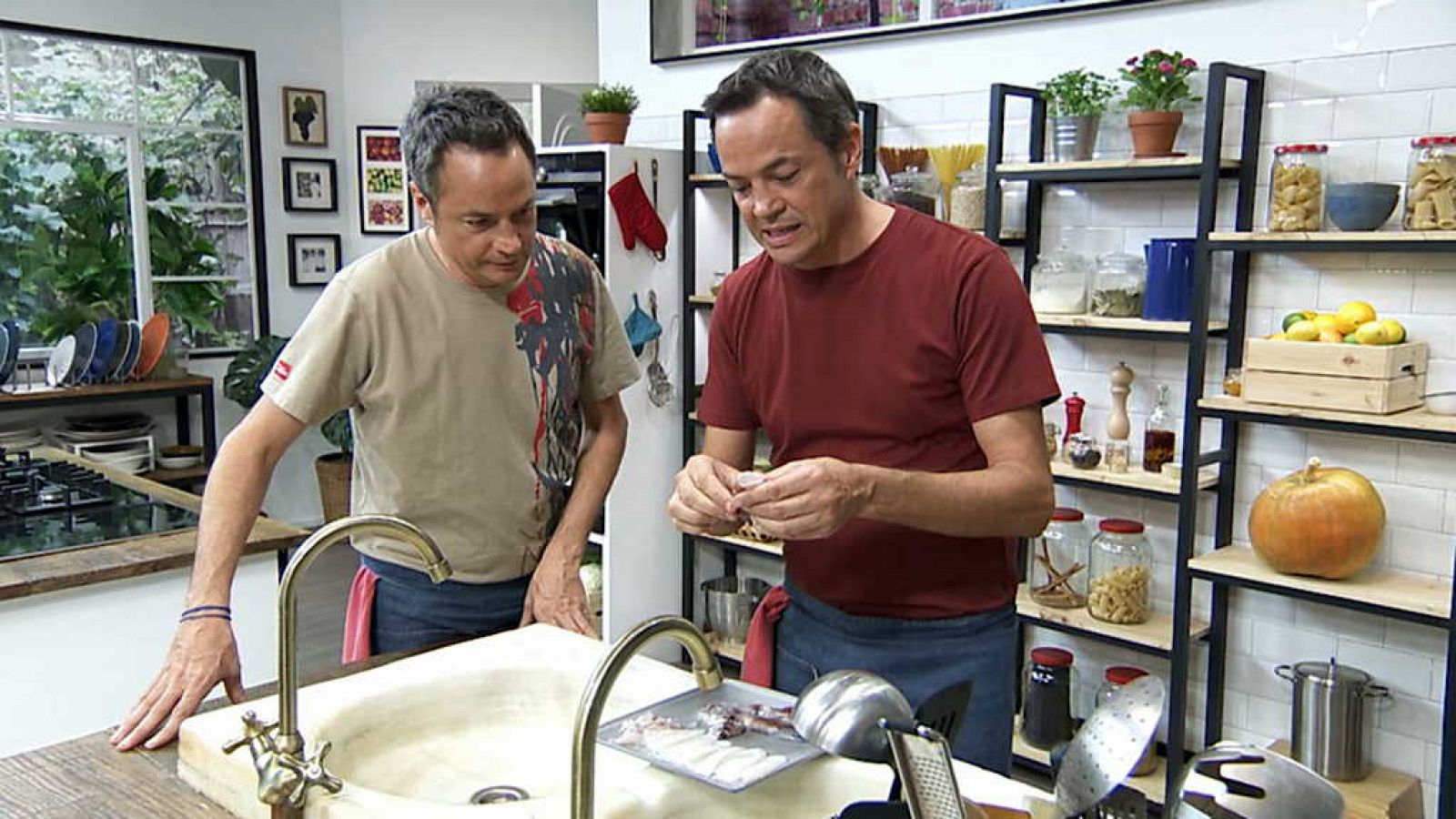 Torres en la cocina - Calamares de espinacas y pastelitos de membrillo - ver ahora