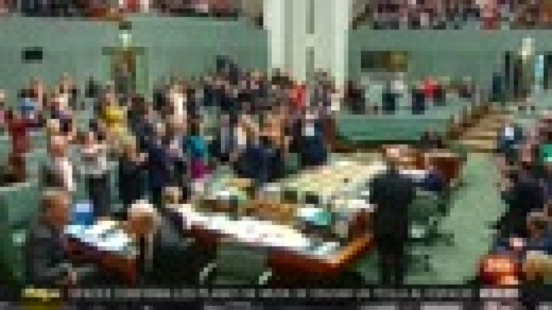 El Parlamento australiano aprueba legalizar el matrimonio homosexual