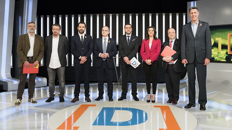 Turull (JutsxCat), Arrimadas (Cs), Iceta (PSC), Albiol (PPC), Domènech (CatComú-Podem), Torrent (ERC-CatSí) y Riera (CUP) aprovechan el minuto final para pedir el voto en el primer debate de las elecciones catalanas en TVE.